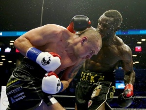 Боксер Гловацкий защитил титул чемпиона мира по версии WBO в первом тяжелом весе