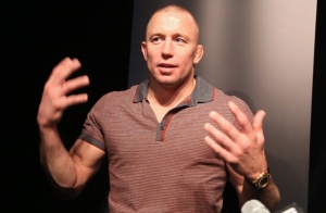 Уайт: UFC обсуждает возможность поездки в Россию с боем Нурмагомедова в карте