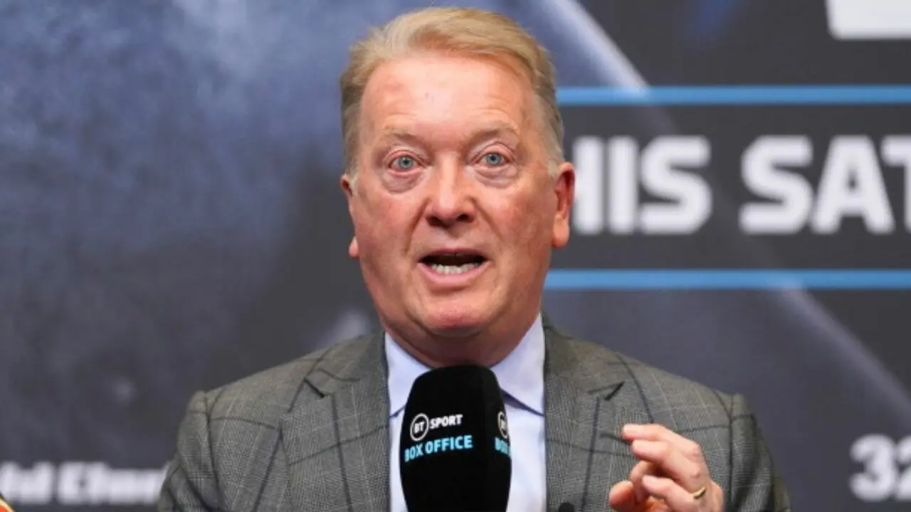 „Przerwa Usyka była absurdalna” – Frank Warren trzyma się swojej linii
