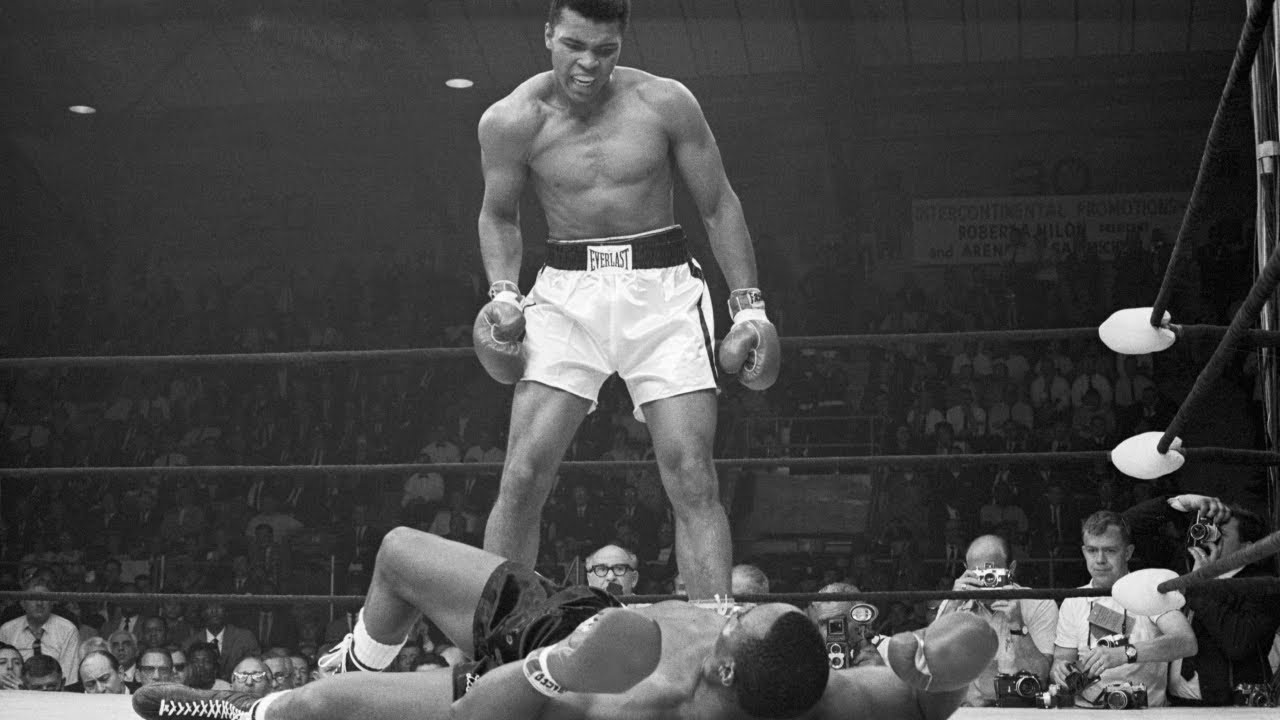 Najbardziej krytykowani bokserzy na świecie: legendy i współcześni