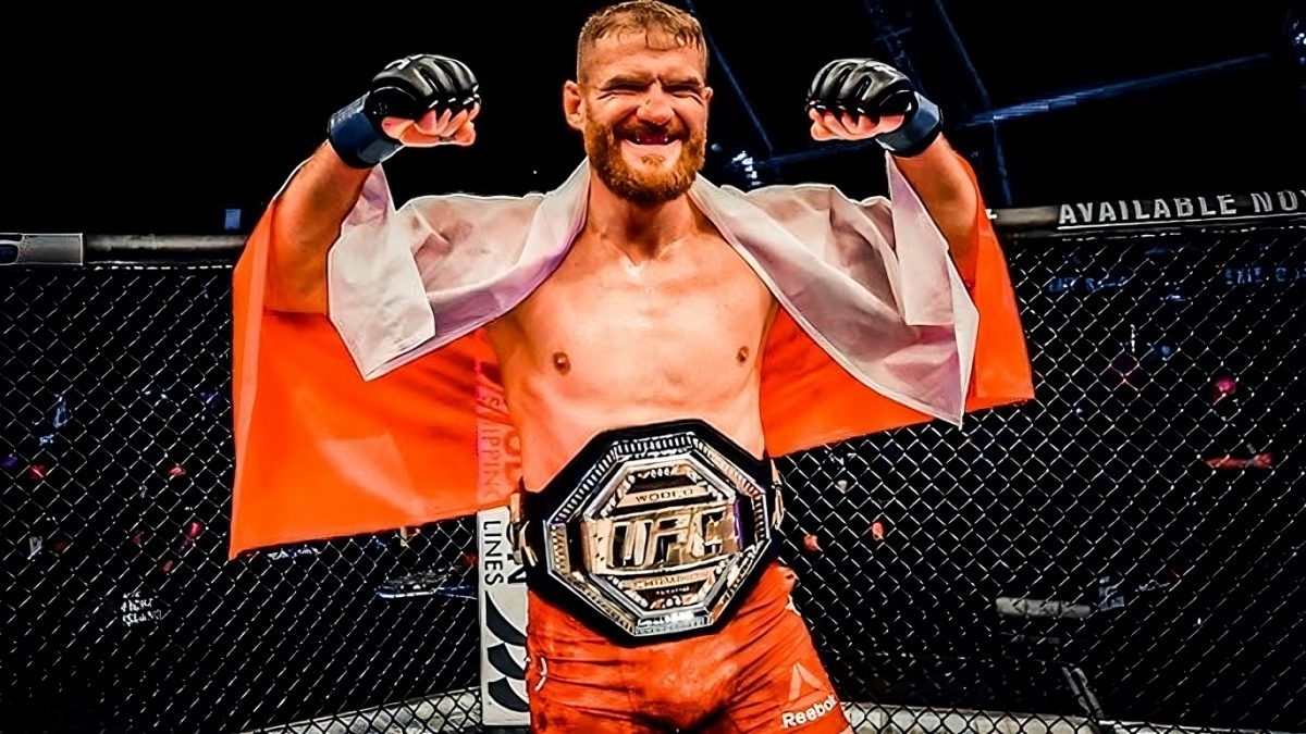 Karta walk UFC Fight Night 255: Błachowicz i Tybura w stawce