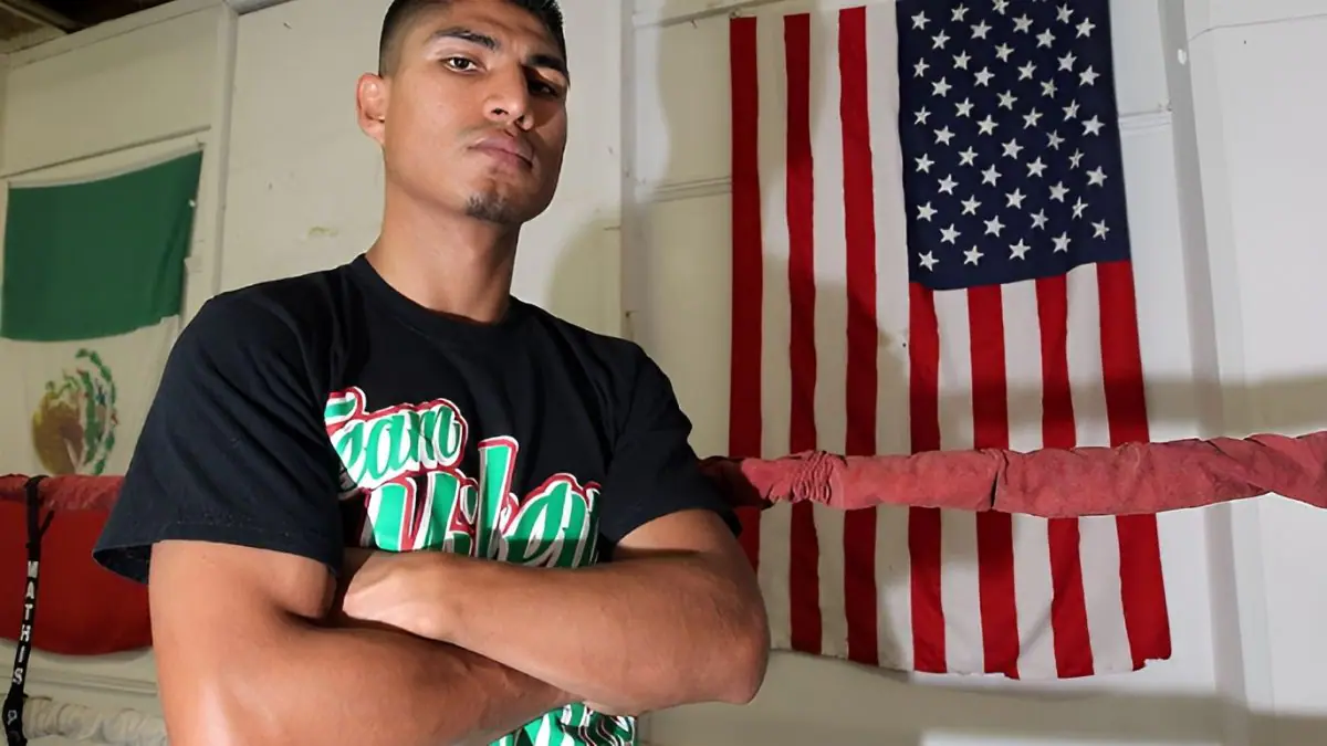 Co się stanie, gdy Crawford przyjmie bombę od Canelo — Mikey Garcia
