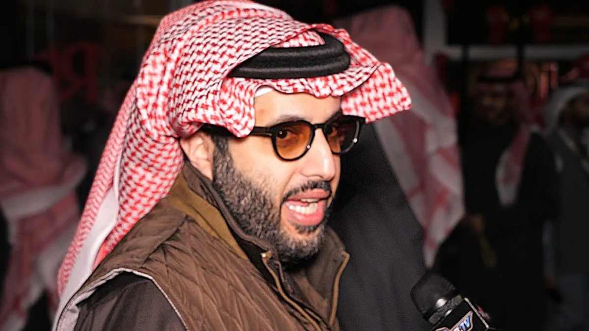 Turki Alalshikh o tym, jak przekonał Canelo do rezygnacji z walki z Paulem