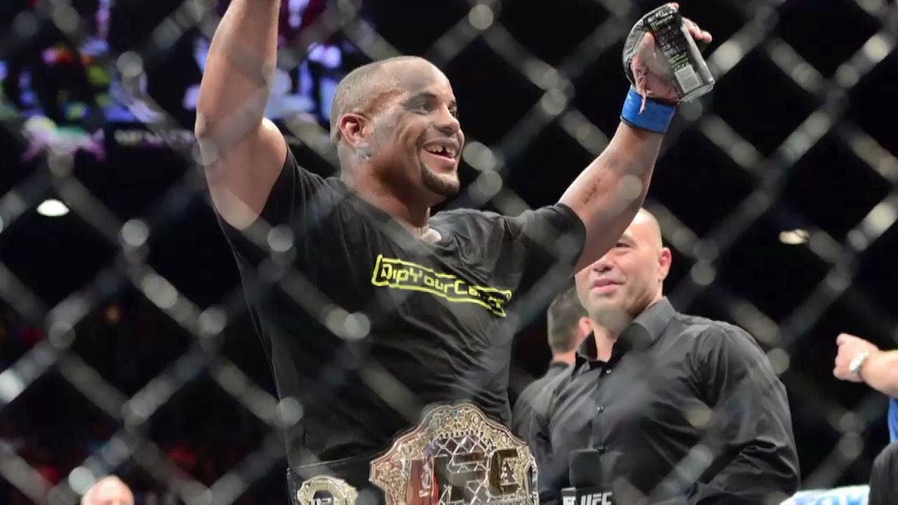 Cormier komentuje plotki o ogromnym wynagrodzeniu Jonesa za walkę z Aspinallem