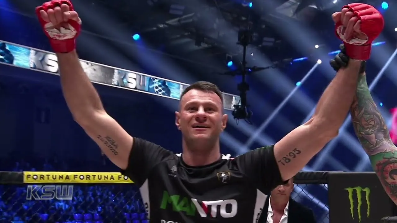 Arkadiusz Wrzosek: FAME MMA łapie się resztek