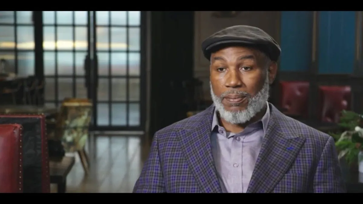 „Trzeba mieć swoich sędziów”. Lennox Lewis o rewanżu Usyka z Dubois