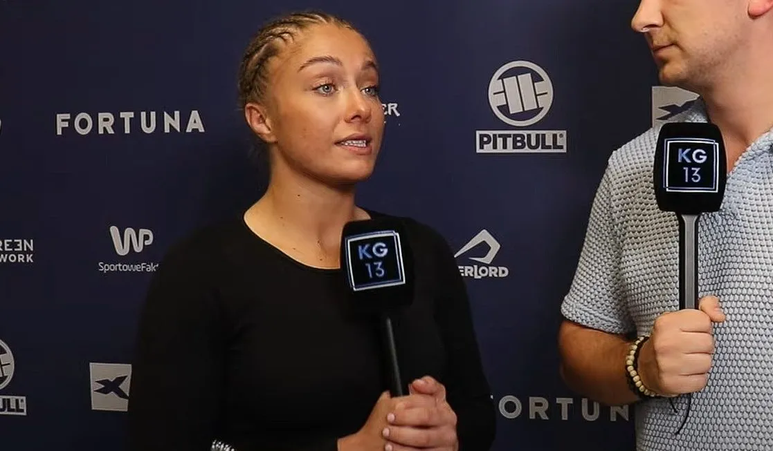 Zawodniczka KSW hajlowała do niemieckiej pieśni. Stanie przed sądem