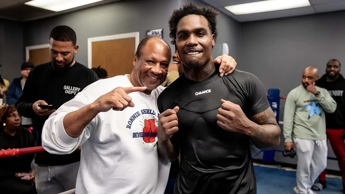 Trener Ronnie Shields został poproszony o wskazanie faworyta w walce Biwoł – Benavidez