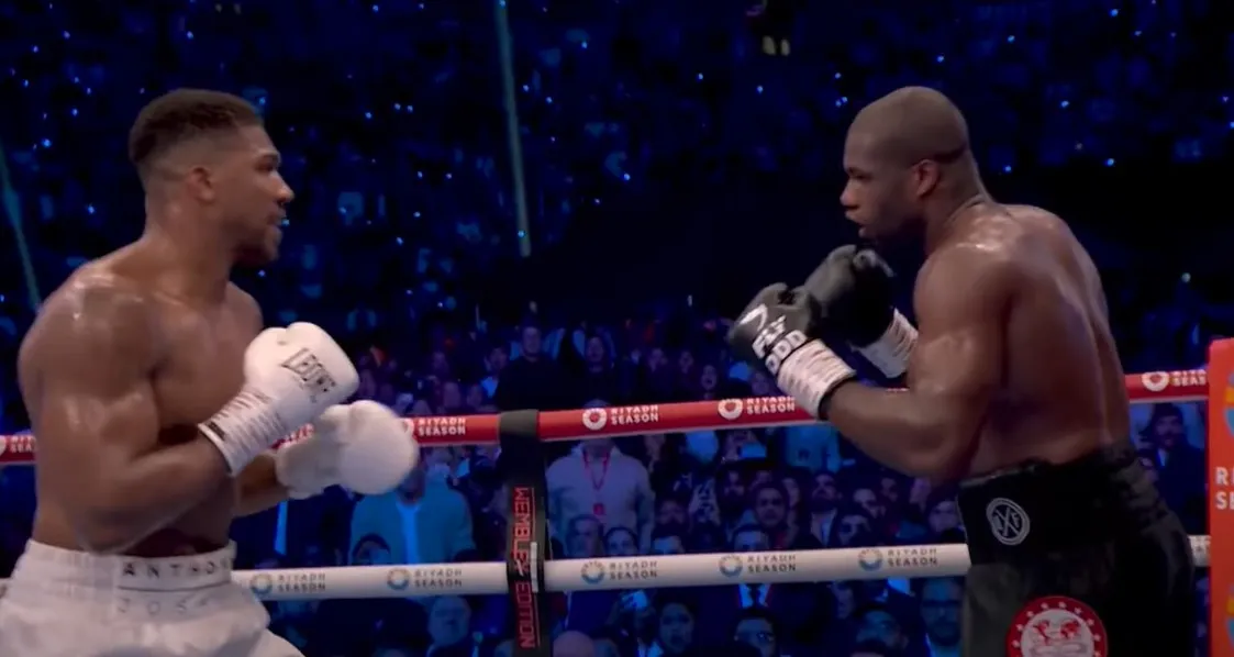 “Jestem gotowy wyjść i pokazać, że jestem królem”. Dubois czeka na decyzję Joshuy