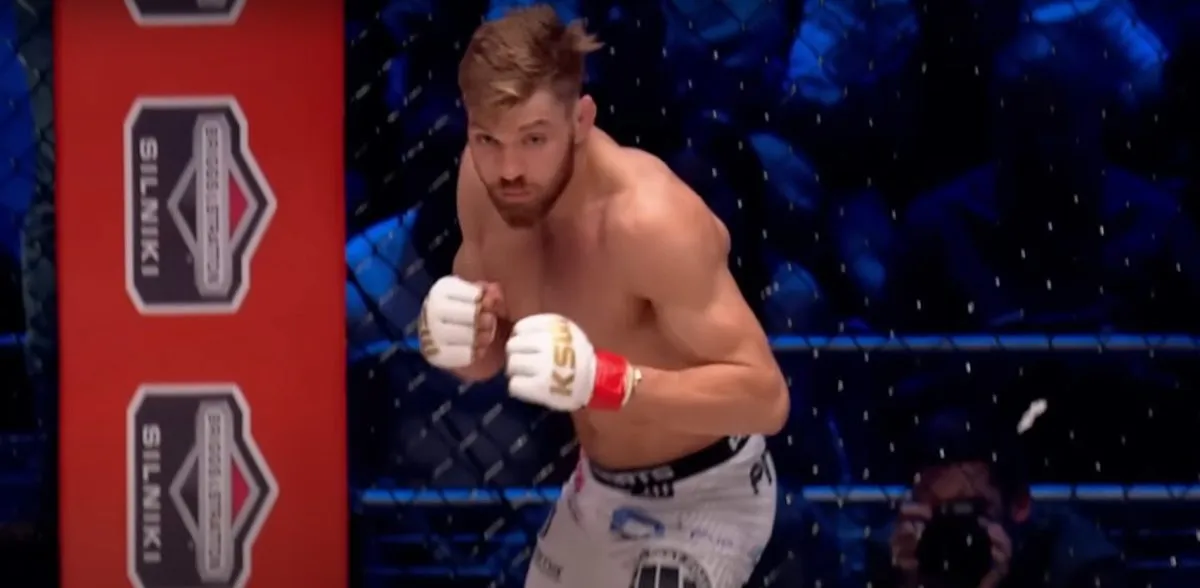 Du Plessis dąży do walki z Pereirą. Wie już, jak tego dokonać