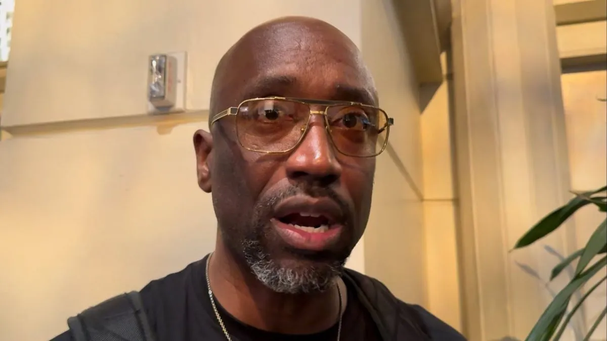 Stephen Edwards: Crawford w wersji z walki z Postołem pokona Canelo