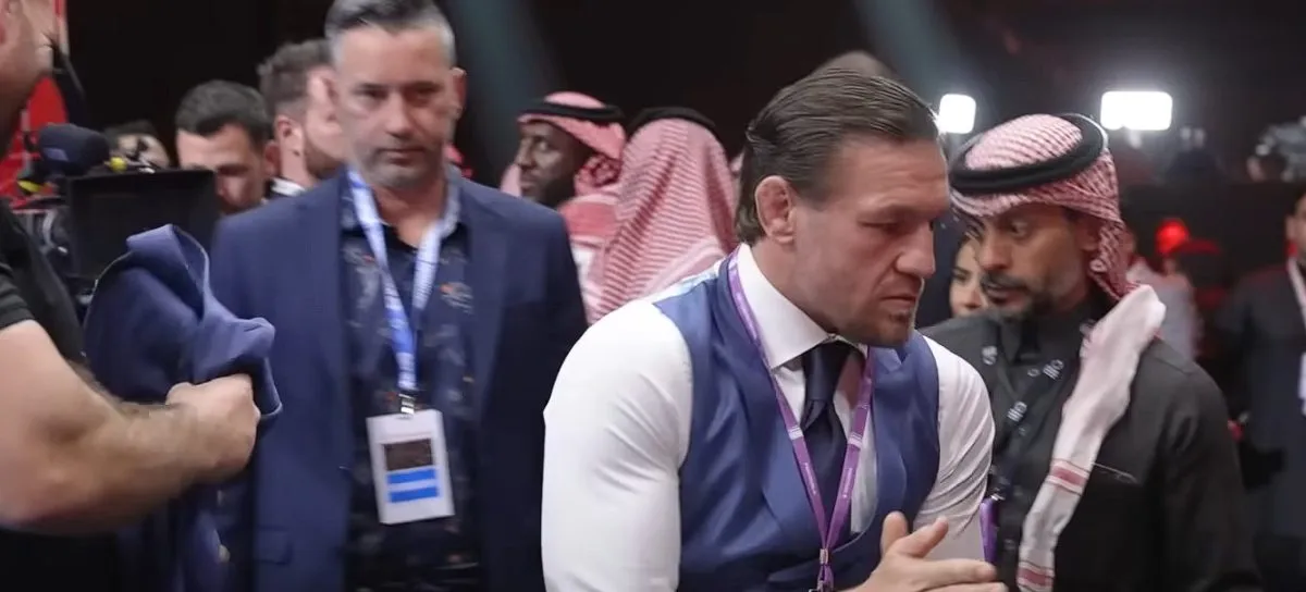 Conor McGregor popisał się umiejętnościami piłkarskimi (WIDEO)