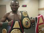 Видео: Осуману Адама готовится к бою против Геннадия Головкина