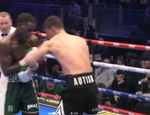Смит отобрал полутитул у Буатси в ярком киношном поединке