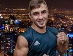 Денис Лазарев переходит в профи: подписан контракт с Fight Promotions