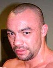 Дэниел Маккиннон