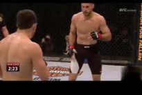 Видео боя: Тарек Саффьедин — Джейк Элленбергер Видео боя: Тарек Саффьедин — Джейк Элленбергер