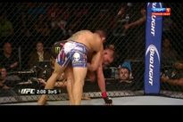 Видео боя: Рафаэль дос Аньос – Энтони Петтис Видео боя: Рафаэль дос Аньос – Энтони Петтис