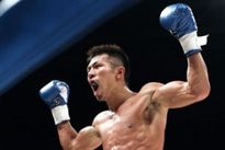 Видео боя: Такаши Учияма — Оливер Флорес