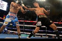 Видео боя: Джонни Гонсалес — Томас Рохас