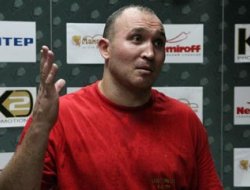 фото - Хрюнов: «Фьюри откровенно боится Устинова»
