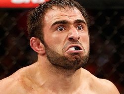 фото - UFC: Омари Ахмедов победил Кайла Ноука