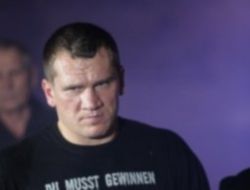 фото - Константин Айрих остановил Ондрея Палу