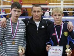 (Пресс-клуб) Зал без чемпиона фото - (Пресс-клуб) Зал без чемпиона