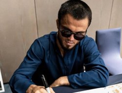 фото - Нурмагомедов недоволен Стерлингом. Тот хорошо ответил