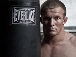 фото - UFC 206: Циркунов не рад, что будет драться с Крыловым