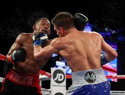 Как Джейкобс и Деревянченко нового чемпиона IBF определяли: фото из Нью-Йорка фото - Как Джейкобс и Деревянченко нового чемпиона IBF определяли: фото из Нью-Йорка