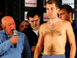 фото - (Результаты + Видео) Сергей Федченко с трудом перебоксировал Блана