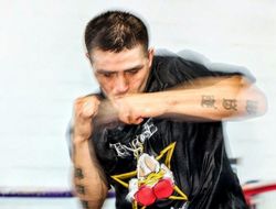 Брэндон Риос усердно потеет в Калифорнии: тренировочная галерея фото - Брэндон Риос усердно потеет в Калифорнии: тренировочная галерея