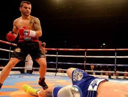 фото - Побью Редкача и буду драться за пояс WBC — Златичанин