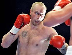 фото - Роберт Хелениус надеется на титульный бой в 2012 году