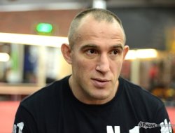 фото - UFC 213: Алексей Олейник задушил Трэвиса Брауна