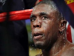 фото - Экс-чемпион Андре Берто приступает к лёгким спаррингам