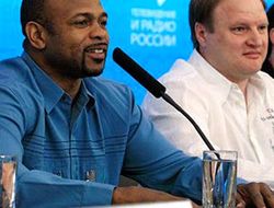 фото - Рой Джонс: «Мэйуэзера я бы побил, а с Пакьяо было бы сложнее»