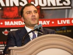 фото - Golden Boy: «Мэйуэзер против Хана уже в этом году? Возможно!»