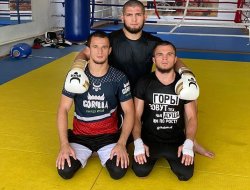 фото - Хабиб продолжает тренировки, Гарсиа о бое с Кэмпбеллом, Кличко вернулся в памятное место — соцсети 