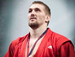 фото - (ММА + Видео) Bellator 96: Виталий Минаков нокаутировал Рона Спаркса