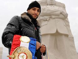 фото - Амир Хан: «Драться с Мэйуэзером 5 мая? Нет, еще рано»