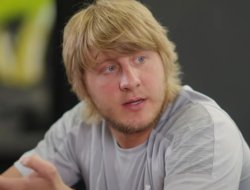фото - Топурия или Оливейра? Пимблетт терзается в выборе своего фаворита