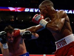 фото - Девон Александер vs Андрей Котельник: послематчевые комментарии