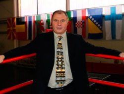 фото - Вальдемар Клюх: «Universum не спасти»