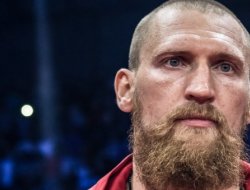 фото - Дмитрий Кудряшов вырубил Александру Жура в первом раунде