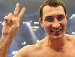 фото - (Видео) Владимир Кличко нокаутировал Сэмюэля Питера