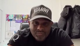 «Разница между Усиком и Холифилдом в том…» Тренер Уайта о будущих боях супертяжей «Разница между Усиком и Холифилдом в том…» Тренер Уайта о будущих боях супертяжей