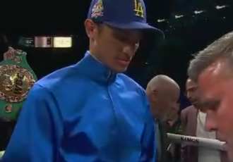 Фундора без проблем забил Букера: видео Фундора без проблем забил Букера: видео