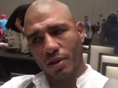 Кто сильнее, Мейвезер или Пакьяо? Мнение легендарного Котто Кто сильнее, Мейвезер или Пакьяо? Мнение легендарного Котто - фото